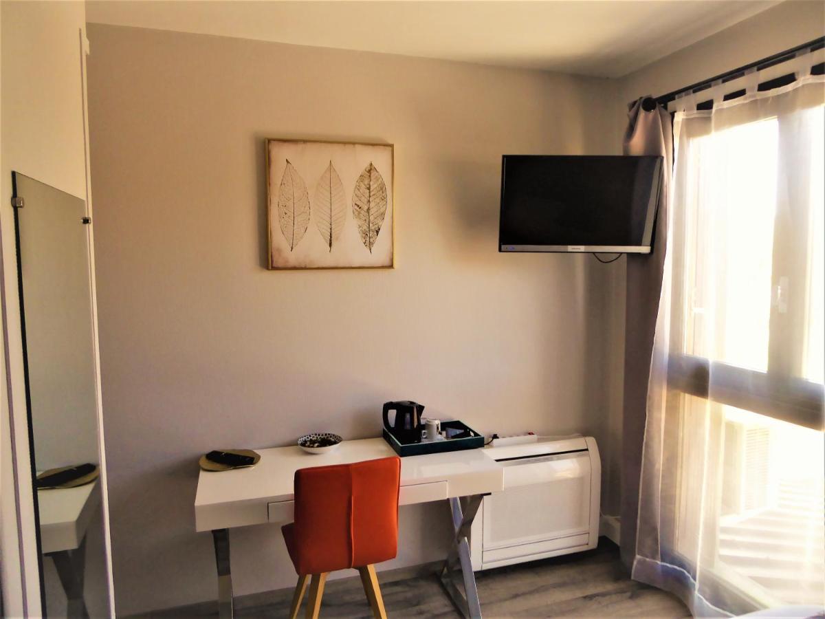 Auberge De La Paillere Lavours Kültér fotó