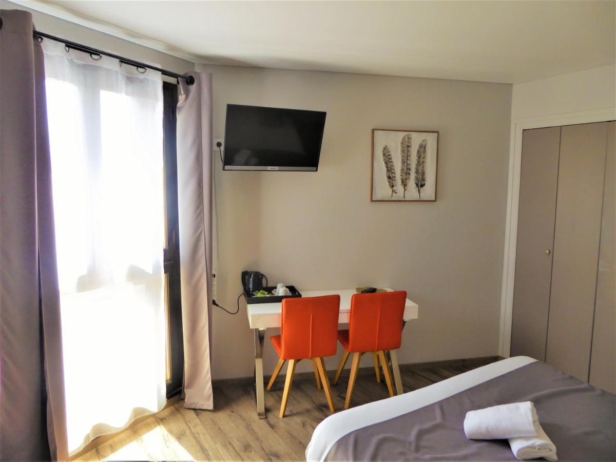 Auberge De La Paillere Lavours Kültér fotó