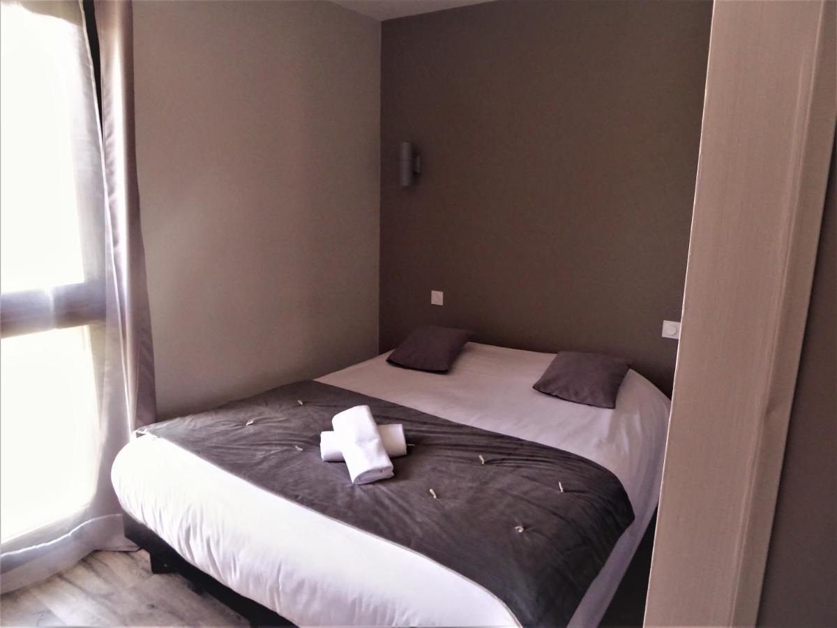 Auberge De La Paillere Lavours Kültér fotó